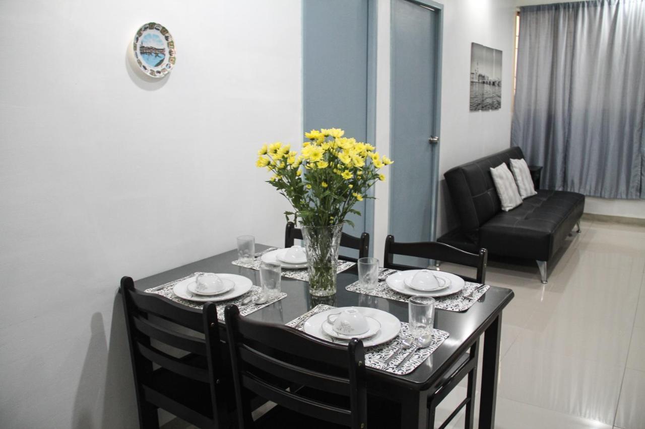 Abela Apartments Manila Exterior photo